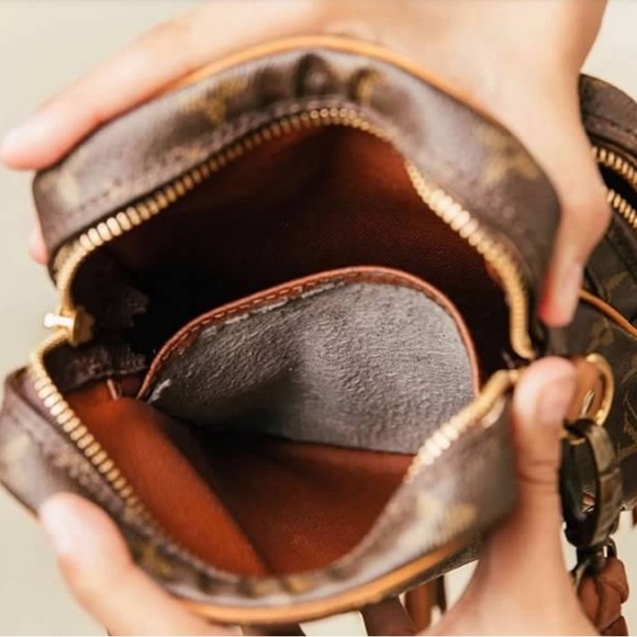 Authentic Louis Vuitton Vintage Boho Bags - Picture 3 of 8